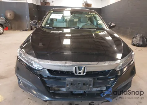 2018 Honda Accord Lx z USA, uszkodzony, nr VIN 1HGCV1F14JA196297
